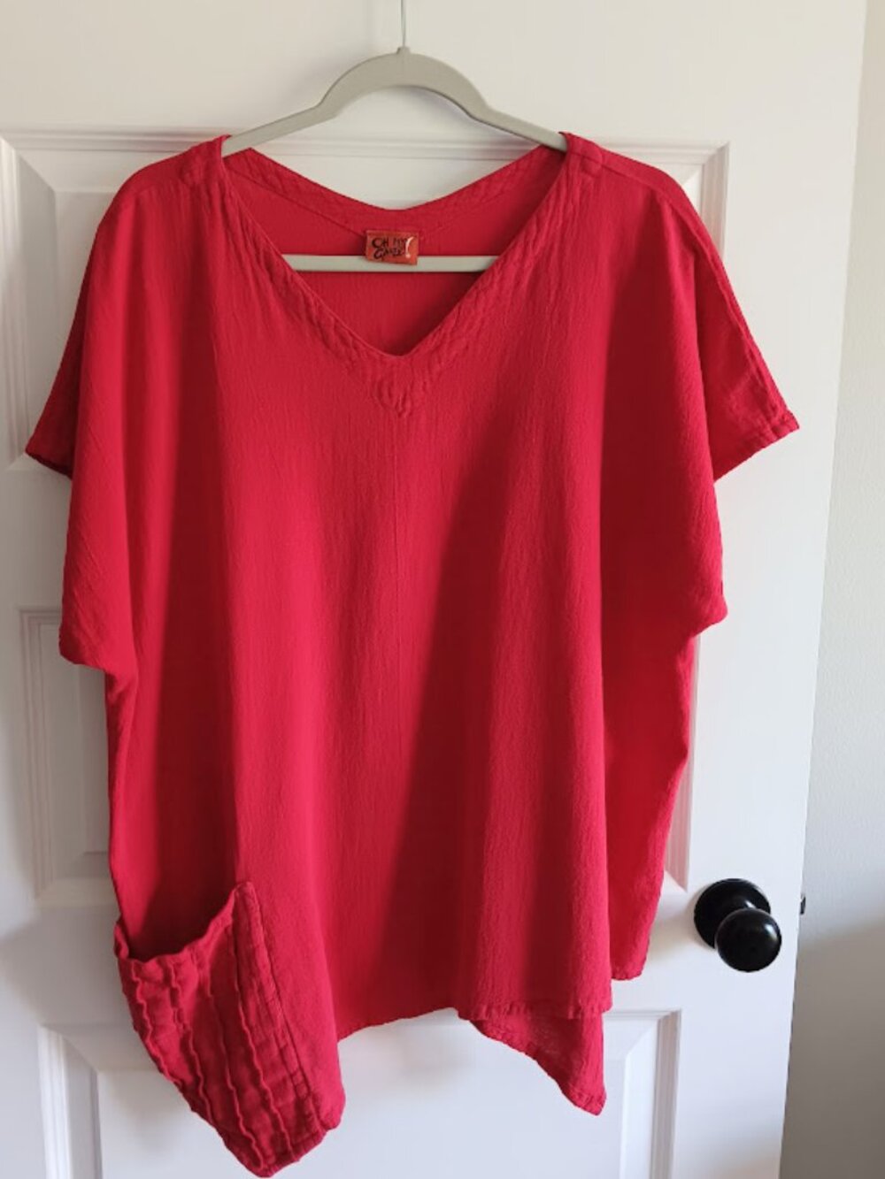 Oh My Gauze 3 XXL True Red Asymmetrical Pocket Top